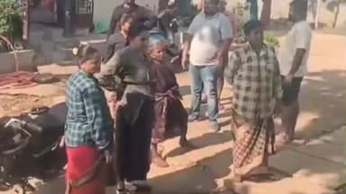 పలాస: రామకృష్ణాపురంలో మహిళ మెడలో చైన్ స్నాచింగ్ చేసేందుకు ప్రయత్నిస్తున్న వ్యక్తిని పట్టుకున్న స్థానికులు