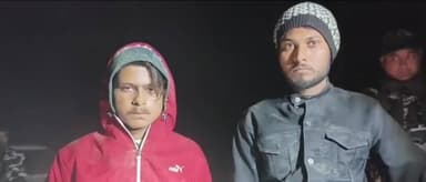 मधवापुर: इंडो नेपाल बॉर्डर पर एसएसबी ने 1845 लीटर शराब व 22 बाइक के साथ दो धंधेबाजों को किया गिरफ्तार