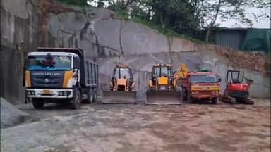 ഇടുക്കി: പാസില്ലാതെ മണ്ണ് കടത്തിയെന്ന പേരിൽ ലക്ഷങ്ങൾ പിഴ, കുമളി സ്വദേശിയായ സംരംഭകൻ പ്രതിസന്ധിയിൽ