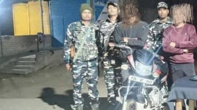 महाराजगंज: बरगदवा सीमा पर बड़ी कार्रवाई, नशीली दवाओं के तस्कर किए गए गिरफ्तार