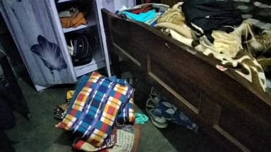 তেহট্ট ১: ভিটারপাড়া দিনদুপুরে হল চুরি এলাকায় ছড়াল চাঞ্চল্য, সেই দৃশ্য ধরা পড়লো আমাদের ক্যামেরায়