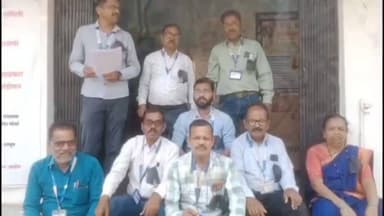 मुक्ताईनगर: मुक्ताईनगरात भूमि अभिलेख कर्मचाऱ्यांचे कामबंद आंदोलन !