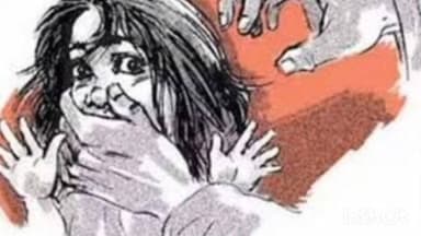 राजूरा: राजुरा येथे अल्पवयीन मुलीवर अत्याचार; तीन आरोपींना अटक