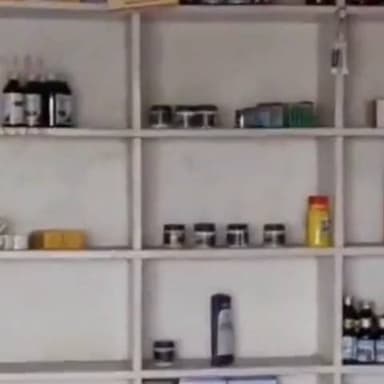 जोगापट्टी: लक्ष्मीपुर चौक स्थित ज्योति मेडिकल में चोरी, चोर दवाएं व नकदी ले उड़े, लाखों का नुकसान