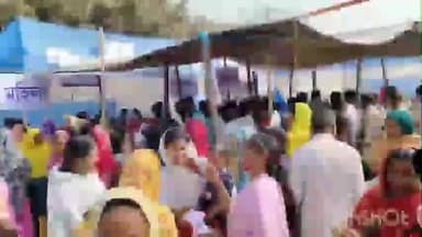 রতুয়া ২: পুখুরিয়ায় আয়োজিত প্রশাসনের শিবিরে উপচে পড়া মানুষের ভিড়, একাধিক প্রকল্পের হচ্ছে কাজ