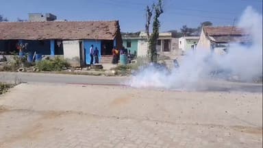 சூளகிரி: பெரியசப்படியில் கட்டப்பட்ட அரசு பல்நோக்கு கட்டிடத்தை பொதுமக்களின் பயன்பாட்டிற்காக திறந்து வைத்த அதிகாரிகள்: திமுக நிர்வாகிகள் பங்கேற்பு