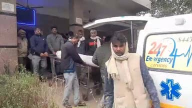 मथुरा: मोबाइल छीनने से क्षुब्ध पत्नी ने विषाक्त का सेवन कर दी जान, बहन की हंसी-खुशी विदाई के बाद हुई मौत सामान्य नहीं