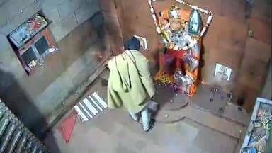 पुष्कर: पवित्र तीर्थ नगरी पुष्कर में एक बार फिर चोर सक्रिय, धार्मिक स्थलों को निशाना बनाने से श्रद्धालुओं में आक्रोश