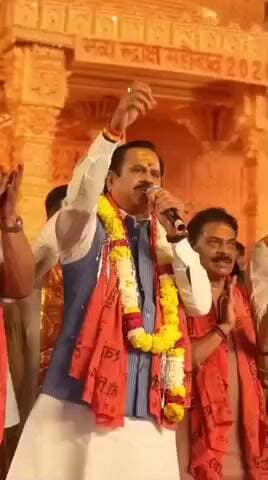 सीहोर: बीजेपी के प्रदेश प्रभारी कुबेरेश्वर धाम पहुंचे, शिव महापुराण कथा का श्रवण किया