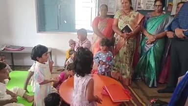 సదాశివనగర్: అంగన్వాడి కేంద్రంను పరిశీలించి, చిన్నారులతో ముచ్చటించి, ప్రతి చిన్నారిపై శ్రద్ధ వహించాలి, కలెక్టర్ ఆశిష్ సాంగ్వాన్