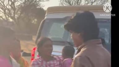 सोनाहातु: विधायक अमित महतो पाण्डुडीह में ग्रामीणों से मिले