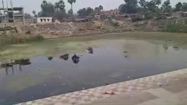 मोरवा: मोरवा के खुदॅनेश्वर धाम शिव गंगा की स्थिति में सुधार नहीं, गंदगी का अंबार