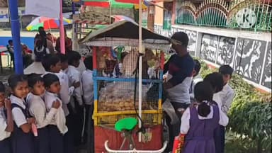 ফলতা: খাওয়া-দাওয়ায় উৎসবের রঙ! ফলতা অবৈতনিক প্রাথমিক বিদ্যালয়ে ৪০৫ পড়ুয়ার জমজমাট খাদ্য মেলা