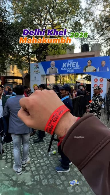 Delhi Khel Mahakumbh ❤️
.
Chhatarsal Stadium 📍
.
.
Follow Us @varunfoody ❤️ 🤤⚠️
.
Follow Us @varunfoody 🔥
.
Comment & S...