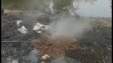 मोहाडी: हनुमान वार्ड वरठी येथे हातभट्टीच्या दारू अड्ड्यावर पोलिसांच्या छापा, ५३ हजार २०० रुपयांचा मुद्देमाल जप्त