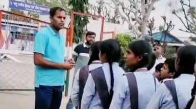 सरवाड़: जोतायां के राजकीय विद्यालय के छात्र-छात्राओं को कराया शैक्षिक भ्रमण, पूर्व सरपंच ने दिखाई हरी झंडी