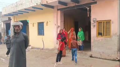 गोवर्धन: गोवर्धन में आग ने राख किए बेटी के अरमान, कन्यादान के लाखों रुपए, दहेज का सामान और मिठाइयां हुईं स्वाह