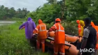 കോട്ടയം: ഏറ്റുമാനൂര് നഗര ഹൃദയത്തിലെ ചിറക്കുളത്തില് മധ്യവയസ്ക്കനെ മുങ്ങി മരിച്ച നിലയില് കണ്ടെത്തി