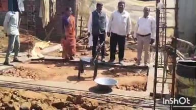 सारठ: जमुआसोल पंचायत में ब्लॉक कॉर्डिनेटर ने मुखिया व पंचायत सचिव संग निर्माणाधीन आवासों का किया निरीक्षण, कार्रवाई की चेतावनी