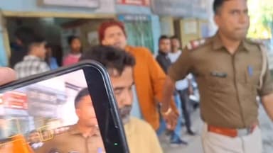 দিনহাটা ১: বাংলাদেশি নাগরিক সন্দেহে গ্রেপ্তার ওমর ফারুক বেপারী, আদালতের নির্দেশে ৪ দিনের পুলিশি হেফাজত জানালেন সরকার পক্ষের আইনজীবী