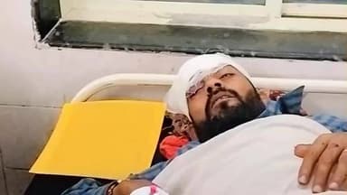 मिहोना: पचौखरा गांव रोड पर दो बाइकों की टक्कर, बाइक सवार घायल