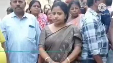 ঠাকুরপুকুর-মহেশতলা: মহেশতলা পৌরসভার ১৮ নম্বর ওয়ার্ডে ঢালাই রাস্তা নির্মাণের কাজে শুভ উদ্বোধন করলেন কাউন্সিলর সোমা বেরা