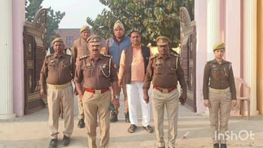 कुरावली: कुरावली थाना अध्यक्ष ने बोर्ड परीक्षा को लेकर पुलिस बल के साथ परीक्षा केंद्रों का किया निरीक्षण