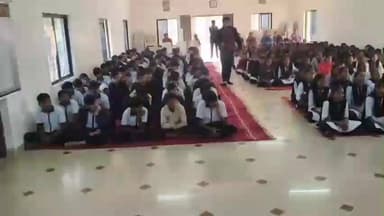 ભિલોડા: ધોલવાણી હાઈસ્કૂલમાં માતૃભાષા મહોત્સવની ઉત્સાહભેર ઉજવણી