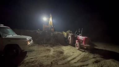 कुंडा: कुंडा के मौली और गयासपुर में अवैध खनन पर प्रशासन ने चलाया चाबुक