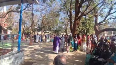 ठेठईटांगर: राख बुधवार के साथ चालीसा काल की शुरुआत