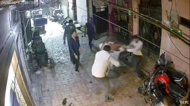 कानपुर: भाजयुमो के पूर्व उपाध्यक्ष पर चाकू से हमला, पीठ पर मारी गोली, घटना का सीसीटीवी फुटेज आया सामने, आरोपी गिरफ्तार