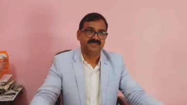 सकलडीहा: जिले में हाईस्कूल एवं इंटर की बोर्ड परीक्षा शुरू, पहले दिन शांतिपूर्ण संपन्न, 60065 परीक्षार्थी शामिल, 3690 अनुपस्थित