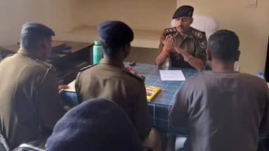 मोकामा: बाढ़ के अनुमंडल पुलिस पदाधिकारी आनंद कुमार सिंह ने मोकामा, मरांची एवं हाथीदह का किया निरीक्षण