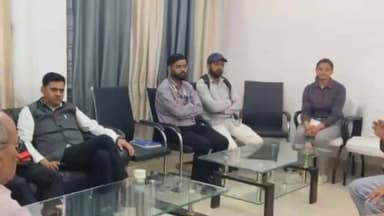 रामपुर नैकिन: सीधी जिले में नेशनल लोक अदालत के संबंध में न्यायालय परिसर में बैंकों के अधिवक्ताओं के साथ बैठक संपन्न