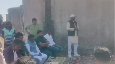 पेशरार: नगर निगम क्षेत्र में कांग्रेस उम्मीदवार संतोष उरांव के समर्थन में बैठक, कैमरा छाप पर वोट देने की अपील