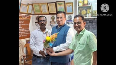 দেশপ্রাণ: কাঁথির কিশোরনগর প্রাথমিক বিদ্যালয়ের সরস্বতী পুজোর প্রীতিভোজে উপস্থিত DPSCর চেয়ারম্যান হাবিবুর রহমান