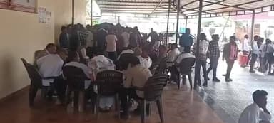 गोटेगांव: गोटेगांव निवास में पूर्व राज्यमंत्री ने की जनसुनवाई, जनता की सुनी समस्याएं