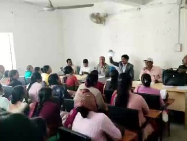 केरेडारी: बीएलओ को किट वितरण के साथ नोशनल हाउस नंबर से संबंधित प्रशिक्षण दिया गया