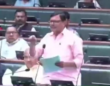 विभूतिपुर: विभूतिपुर विधायक कॉमरेड अजय कुमार ने अल्पसंख्यक छात्रावास निर्माण का मामला उठाया