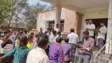 रहली: बारात में बैंड वादक की गोली मारकर हत्या, धानक समाज ने एसडीएम कार्यालय पहुंचकर राज्यपाल के नाम सौंपा ज्ञापन