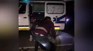 মানবাজার ২: মামড়ো গ্রামে ডাম্পারের সাথে বাইকের সংঘর্ষে গুরুতর আহত দুই বাইক আরোহী