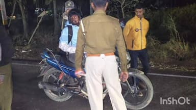 काशी चक: शाहपुर मोड़ के पास थाना प्रभारी आशुतोष पांडे ने किया विशेष चेकिंग अभियान, मची खलबली