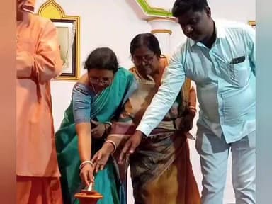 ভাঙড় ১: রামকৃষ্ণ মঠ নাওরা তে কমিউনিটি হলের উদ্বোধন অনুষ্ঠানে উপস্থিত ছিলেন জয়নগর লোকসভা কেন্দ্রের সংসদ প্রতিমা মন্ডল