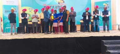 ఎల్లారెడ్డిపేట: జిజ్ఞాస నేషనల్ లెవెల్ ఎగ్జిబిషన్లో స్పెషల్ జ్యూరీ అవార్డు గెలుచుకున్న దమ్మన్నపేట ప్రభుత్వ పాఠశాల విద్యార్థులు