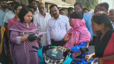 ಅಣ್ಣಿಗೇರಿ: ಅಣ್ಣಿಗೇರಿ ತಾಲೂಕಿನ ಜನರ ಸಮಸ್ಯೆಗಳನ್ನ ಆಲಿಸಿದ ಜಿಲ್ಲಾಧಿಕಾರಿ ಸ್ನೇಹಲ್.ಆರ್