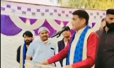 UGC को लेकर दामोदर यादव ने जयवर्धन सिंह को खुले मंच से दे डाली चुनौती ,गरमाई राजनीति ,सुनिए ये क्या कह दिया ,,, #viralpo...