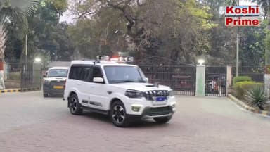 वीरपुर पहुंचे कोसी रेंज DIG कुमार आशीष,
••सीमावर्ती क्षेत्रों का लिया जायजा, वही वीरपुर स्थित कौशिकी भवन में की बैठक!
#D...