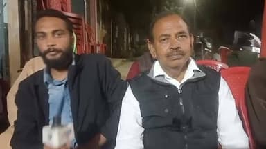 वार्ड 15 के वार्ड पार्षद प्रत्याशी से खास बातचीत करते टीम ...
#cm_jhatkhnad
#नगर_निगम_चुनाव_2026
#deoghar_news_live
#...