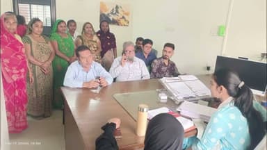 *ધોળકા:ત્રાસદ રોડ ઠાકોરવાસમાં પાણીની સમસ્યા હલ કરવા કોંગ્રેસ દ્વારા ચીફ ઓફિસરને રજુઆત કરાઈ.#dholka