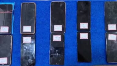 અંકલેશ્વર: અંકલેશ્વર GIDC પોલીસે ૧૦ ગુમ થયેલ મોબાઇલ શોધી કાઢી મુળ માલીકને પરત કર્યા હતા.